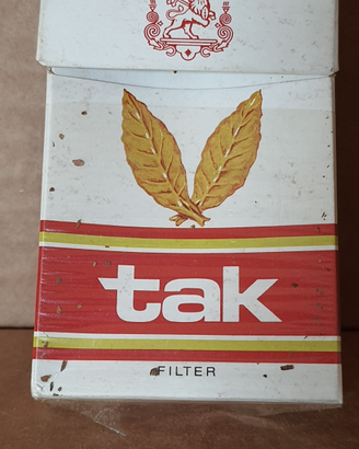 Tak sigarette 1984.Molto raro.Vuoto da collezion