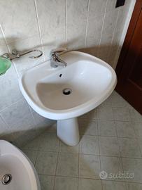 Lavandino e bidet ceramica compreso miscelatore