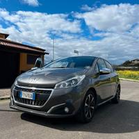 Peugeot 208 1.5 diesel 102 CV Signature