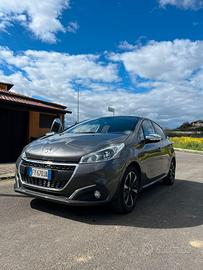 Peugeot 208 1.5 diesel 102 CV Signature