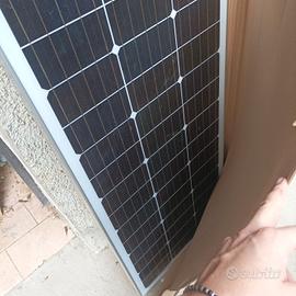 pannello solare con accumulo e inverter 