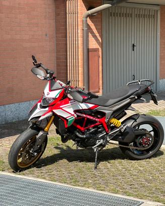 Ducati Hypermotard 821