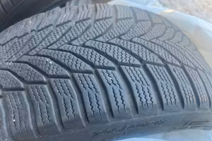 Gomme auto