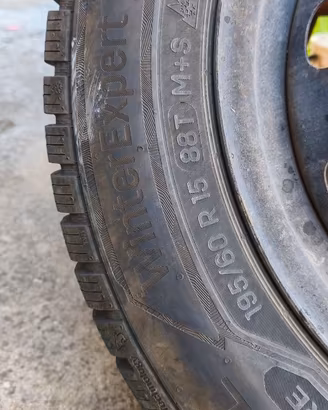 4 Gomme termiche Uniroyal 195/60 R15 + cerchi