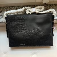 Borsa tracolla desigual con cartellino