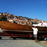 Gozzo di 8 m. F. T. In mogano e teak