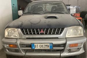 Pick up L200 2001