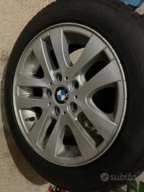Cerchi BMW completi di gomme