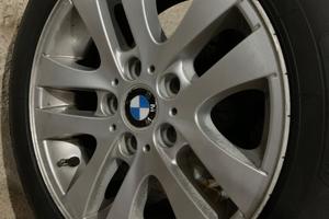 Cerchi BMW completi di gomme