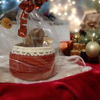 cestinetti fatti a mano in confezione natalizia