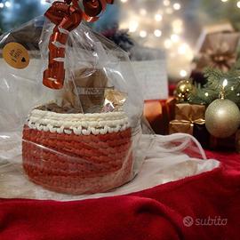 cestinetti fatti a mano in confezione natalizia