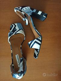 SCARPE DA DONNA MODELLO VERSACE