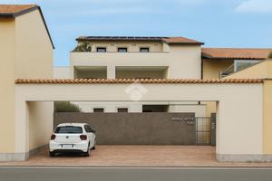 3 LOCALI A DESENZANO DEL GARDA