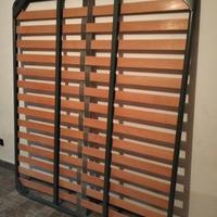 rete matrimoniale con doghe in legno