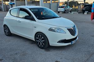 Lancia ypsilon 1.3 95cv platinum
