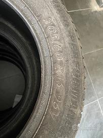 Quattro gomme auto