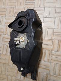 serbatoio yzf r125 2016