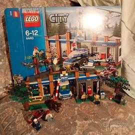 Lego City Stazione di polizia forestale