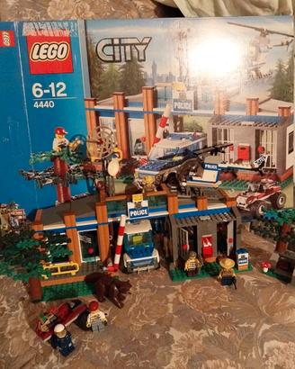Lego City Stazione di polizia forestale