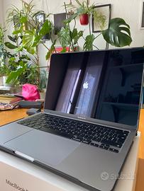 Mac Book Pro 13 2020
