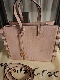 Borsa Manila Grace