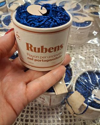 17 gomitolo cucirini uncinetto rayon 