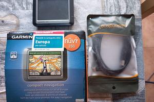 Navigatore Garmin Nuvi 250