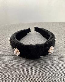 Cerchietto con dettagli decorativi