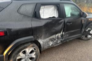 Dacia duster 2025 sinistrata motoro nuovo