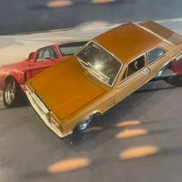 BBURAGO ROLLS ROYCE CAMARGUE GIALLA  SCALA 1/22