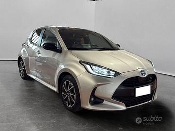 Toyota Yaris 1.5h Lounge