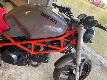 Monster 600
