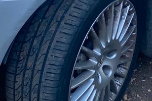 Cerchi da 17 gommati alfaromeo 159