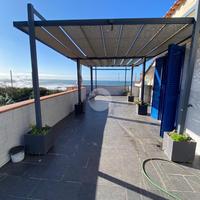 2 LOCALI A TORRE DEL GRECO