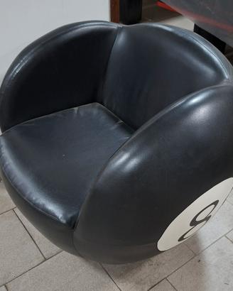 Poltrona grande a Forma di Palla da Biliardo 8 o 9