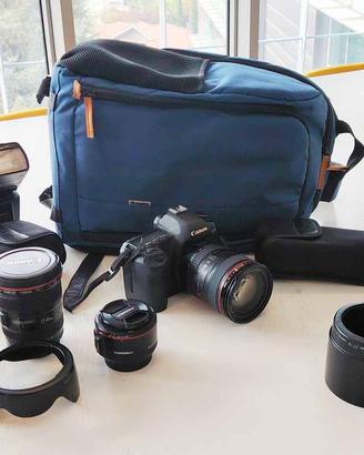 Kit Canon fotocamera e obiettivi con flash