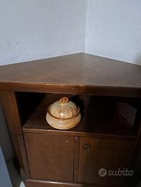 angoliera arte povera 