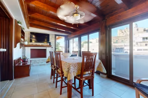 CASA INDIPENDENTE A ORIA