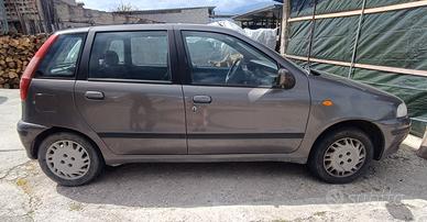 Fiat Punto ELX TD70 1.7 diesel