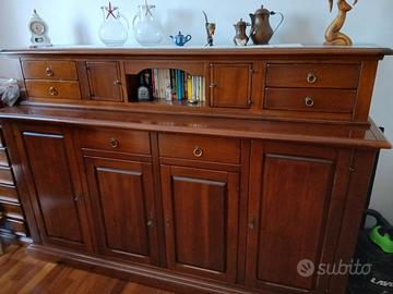 mobile in arte povera in ottime  condizioni 