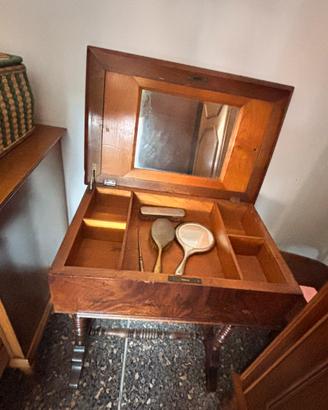 Toilette da camera in legno specchio ribaltabile