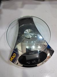 Bilancia elettronica cromata con vetro Eurostil