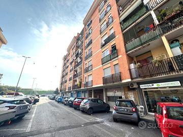 Magliana - Locale commerciale