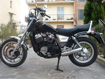 HONDA VT 500C