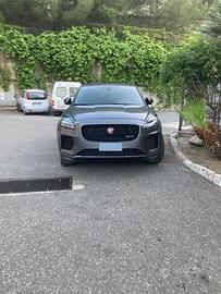Jaguar e-pace R Dynamic chequered flag