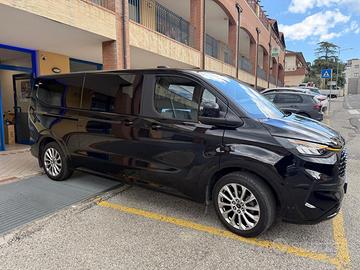 FORD Tourneo Custom 320 2.0 EcoBlue 170CV aut. AWD