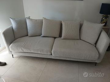 Divani moderni ideali per arredamenti da 1 im