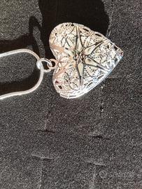 COLLANA CON CIONDOLO APRIBILE 