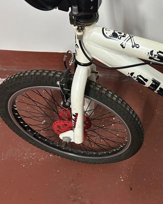 Bici BMX da freestyle