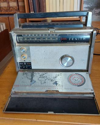 Radio ZENITH Trans Oceanic Royal-1